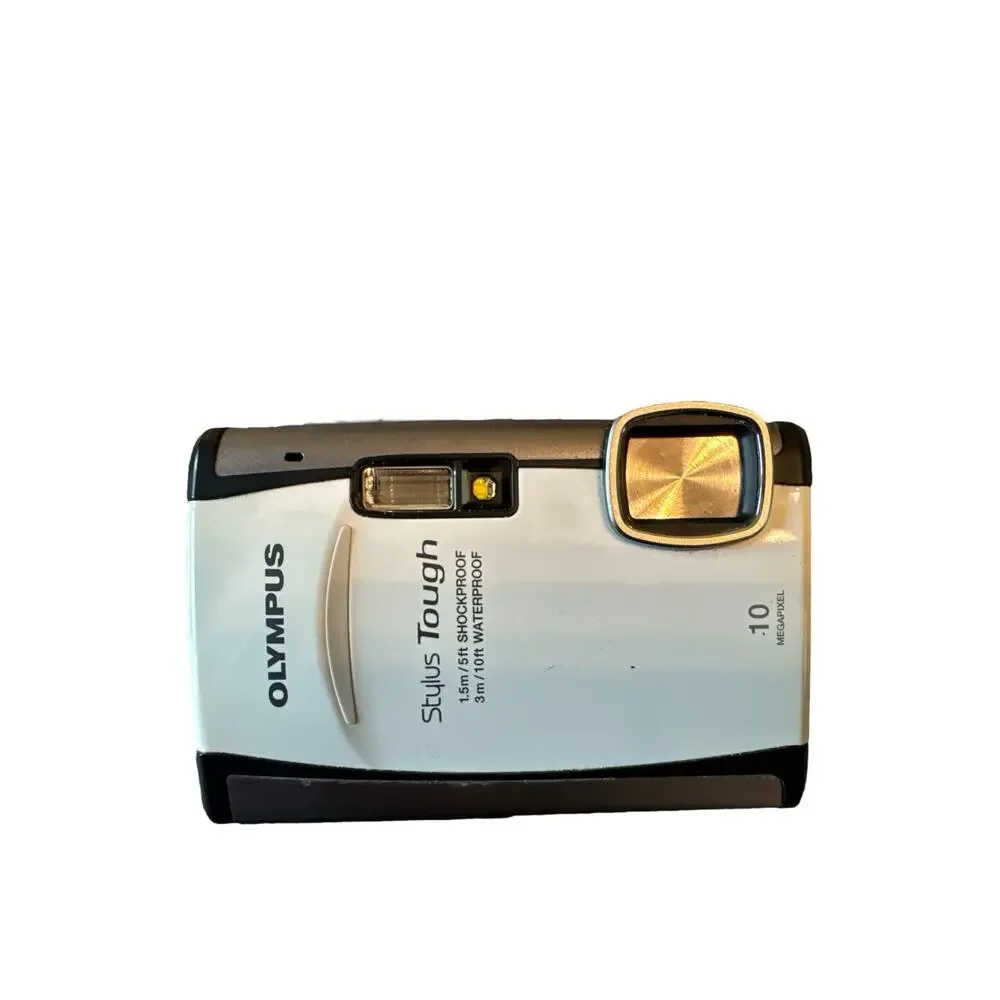 Olympus white style tough 6000 10MP waterproof & shockproof digital camera